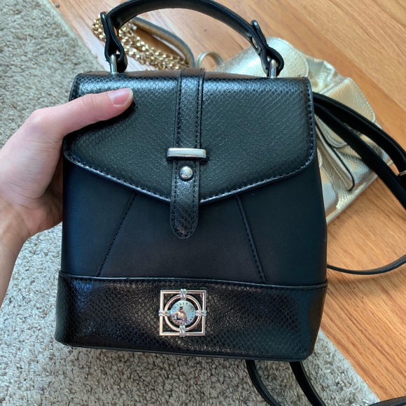 3 backpack 🎒 - Picture 2 of 7